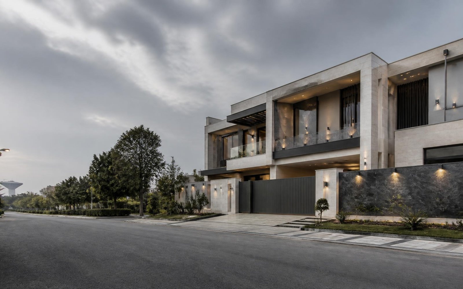 Contemporary luxury residence in an Islamabad setting